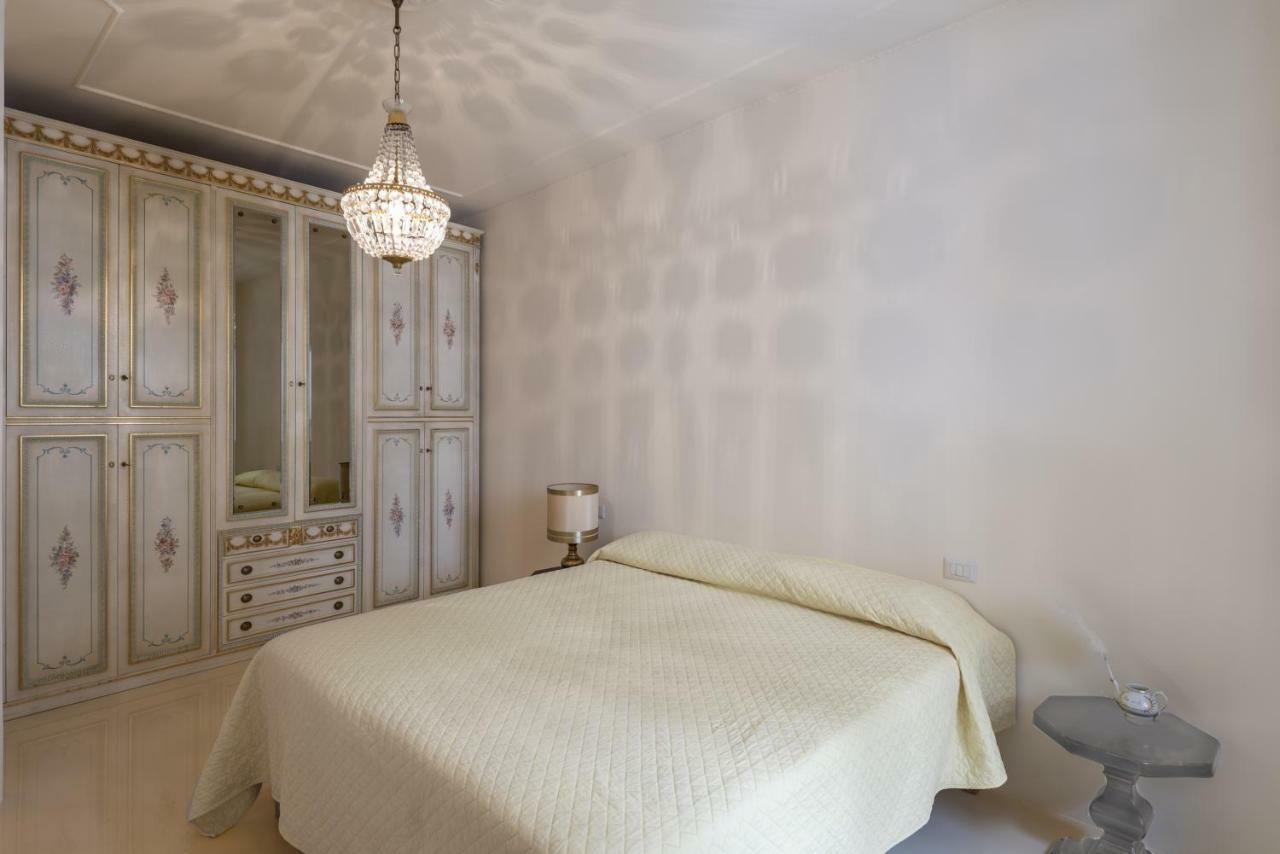 Elegant Historic Large House On Lake Como Apartamento Gravedona Exterior foto